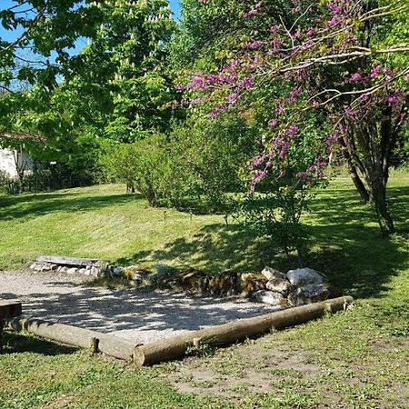 Bed and Breakfast Les Tremieres Saint-Paul-des-Fonts Экстерьер фото