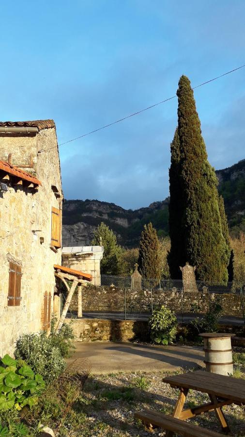 Bed and Breakfast Les Tremieres Saint-Paul-des-Fonts Экстерьер фото